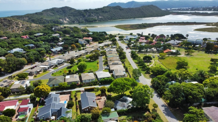 2 Bedroom Property for Sale in Sedgefield Central Western Cape